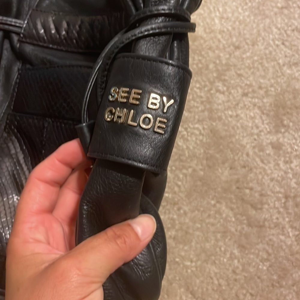 SEE BY CHLOE BLACK LEATHER SNAKE SKIN STYLE PURSE - Picture 5 of 10